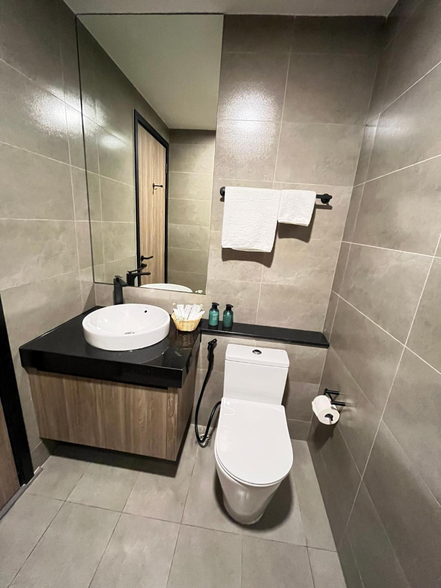 Tropical House - New At Delasol Apartment Ho Chi Minh City